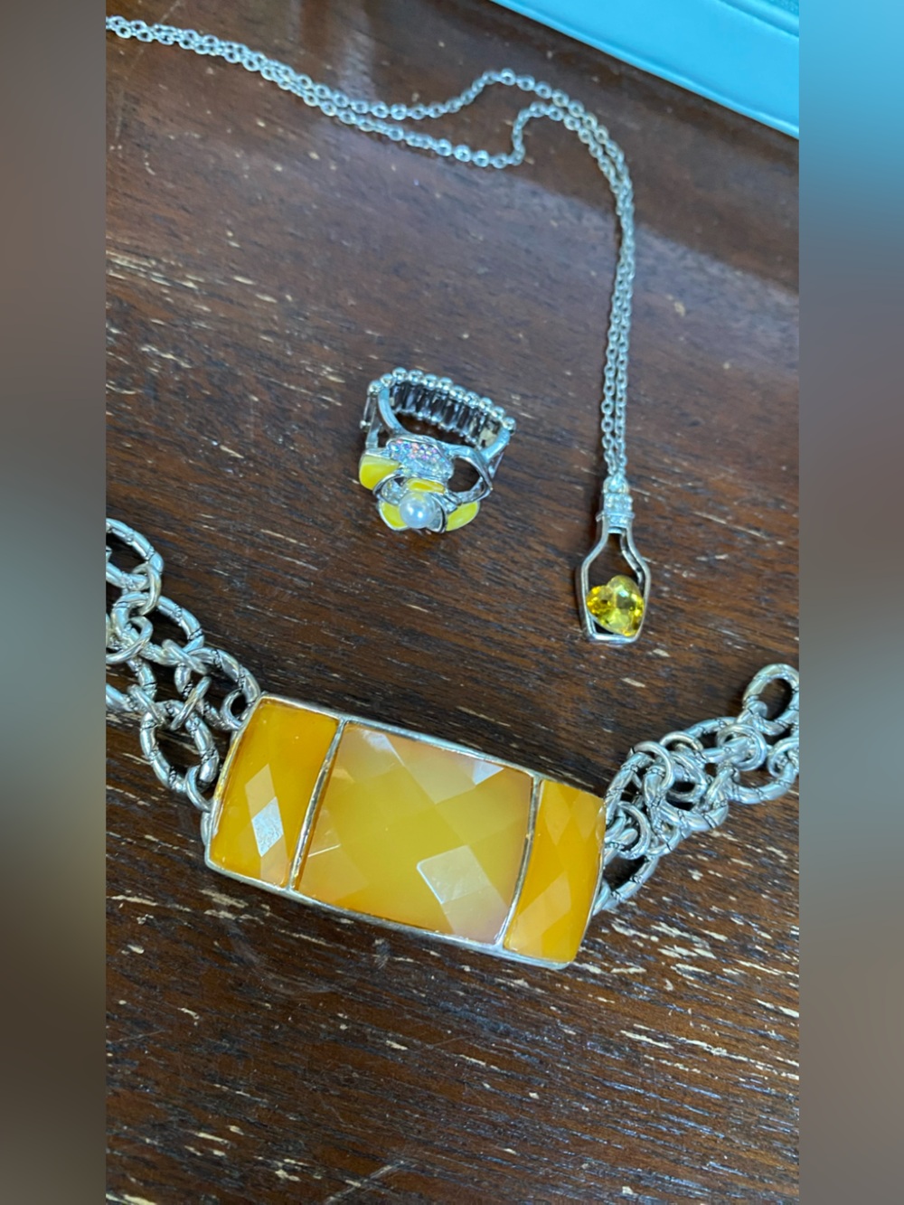 Yellow Stone Silver-Tone Bracelet with Matching Ring and Pendant